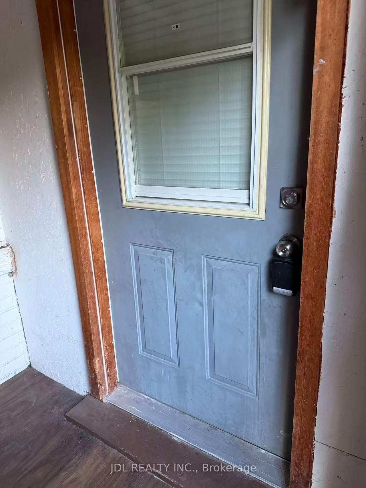 4750 Saint Lawrence Avenue Unit Main photo 14