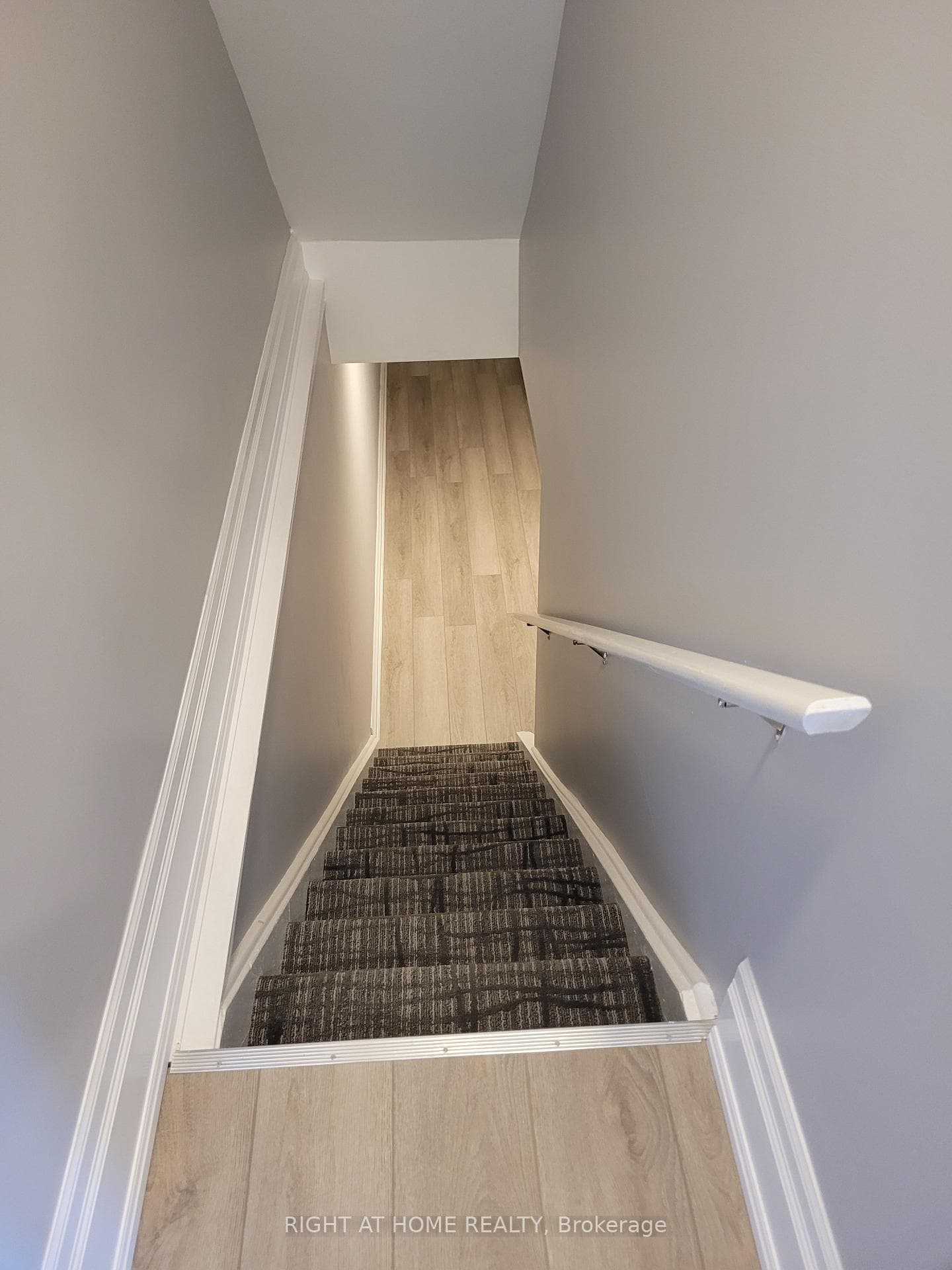 1042 St Clarens Avenue Unit 1 photo 12