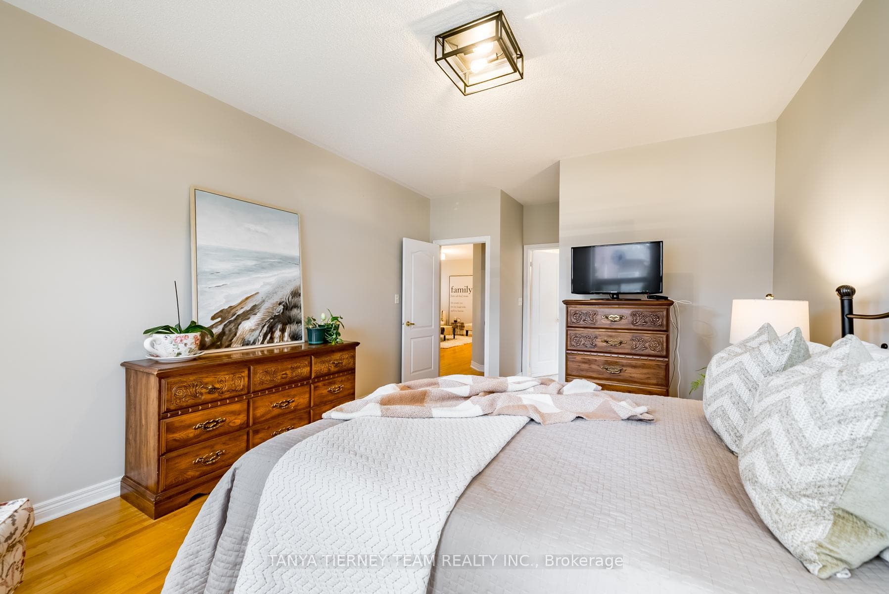 21 Melody Drive photo 23