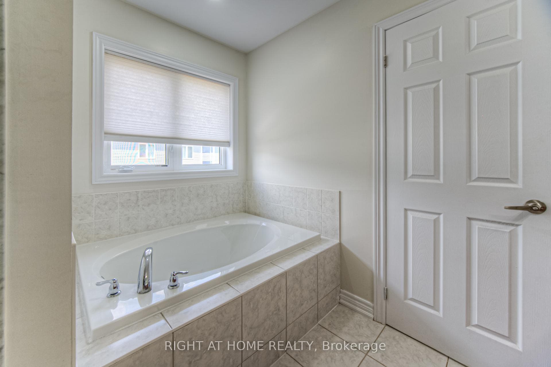 47 Mullholland Avenue photo 31