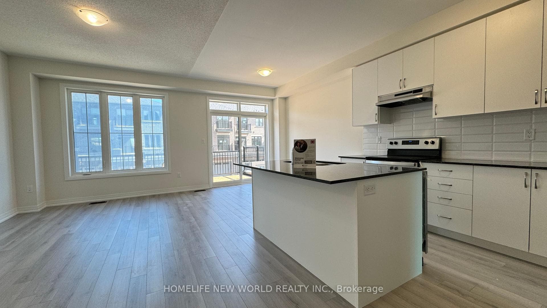 2715 Peter Matthews Drive photo 7