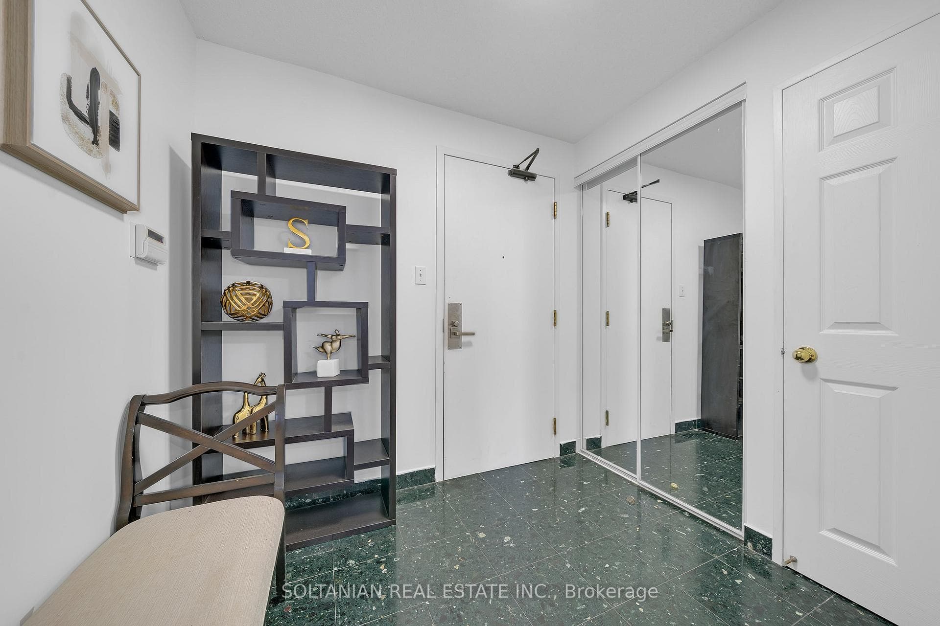 256 Doris Avenue Unit 1702 photo 9