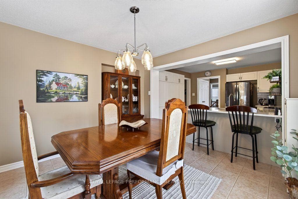2423 Regatta Avenue photo 17