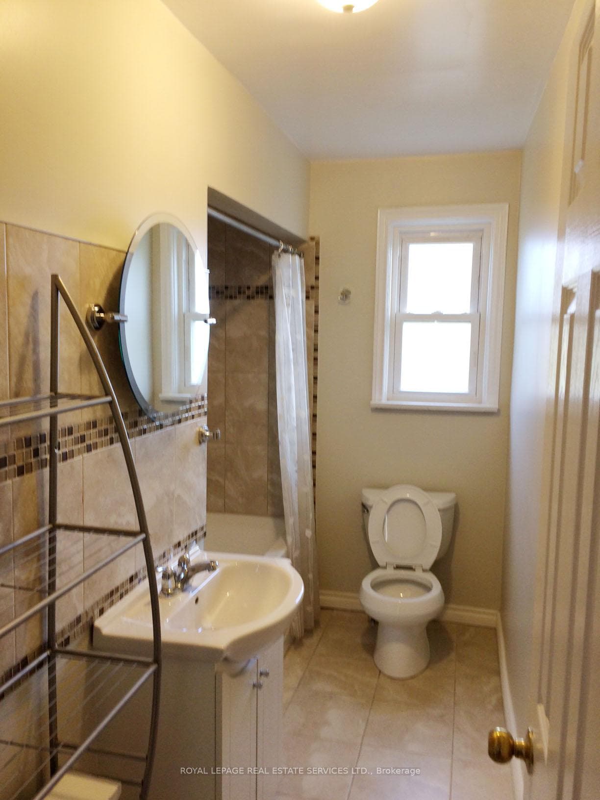 475 Winona Drive photo 26