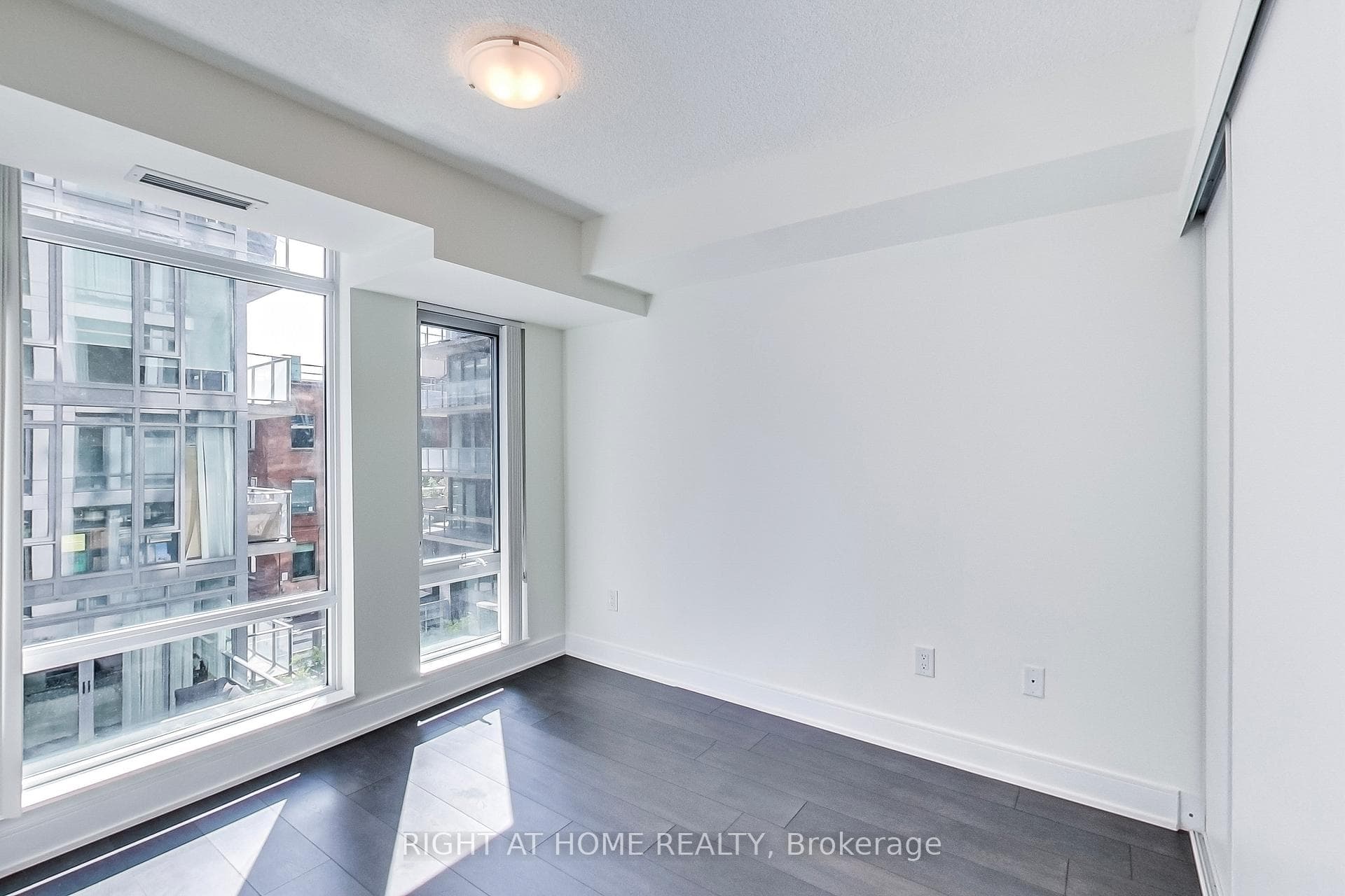 525 Adelaide Street Unit 327 photo 18