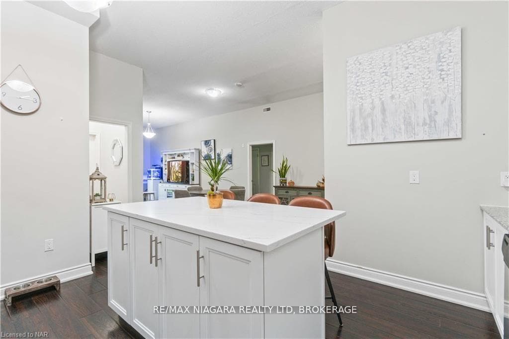 8111 FOREST GLEN Drive Unit 132 photo 4