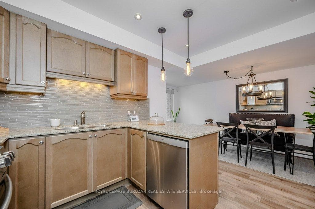 446 Beach Boulevard photo 14