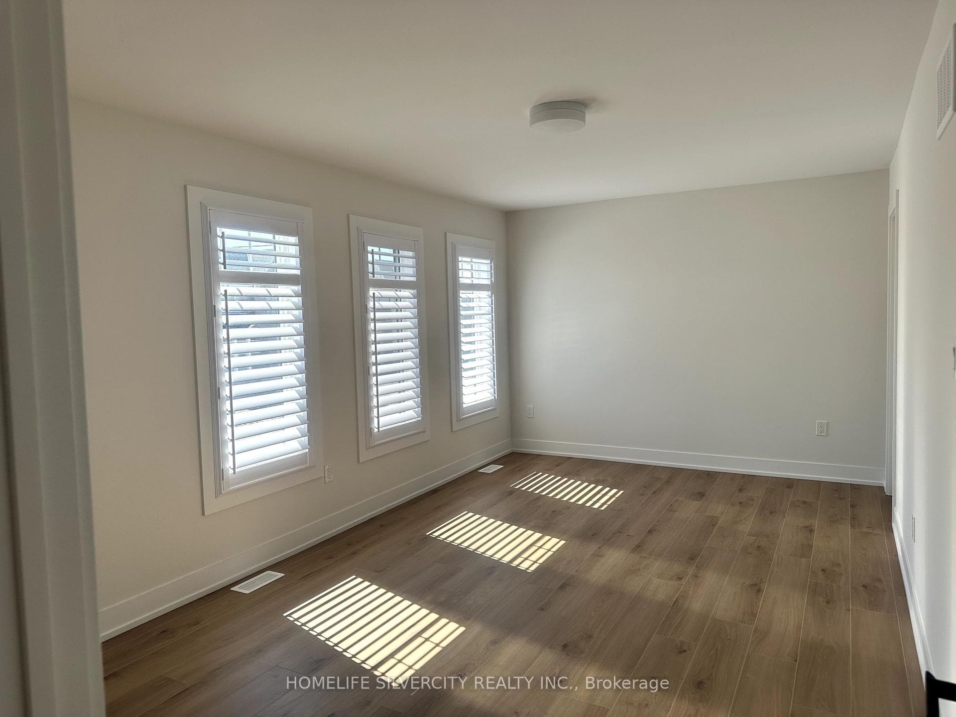 1049 Denton Drive photo 30