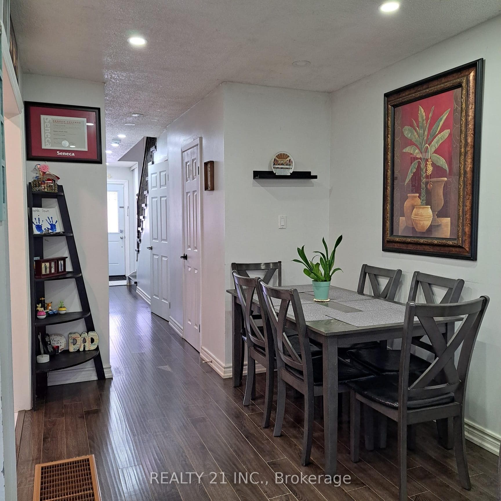55 Shepmore Terrace photo 15