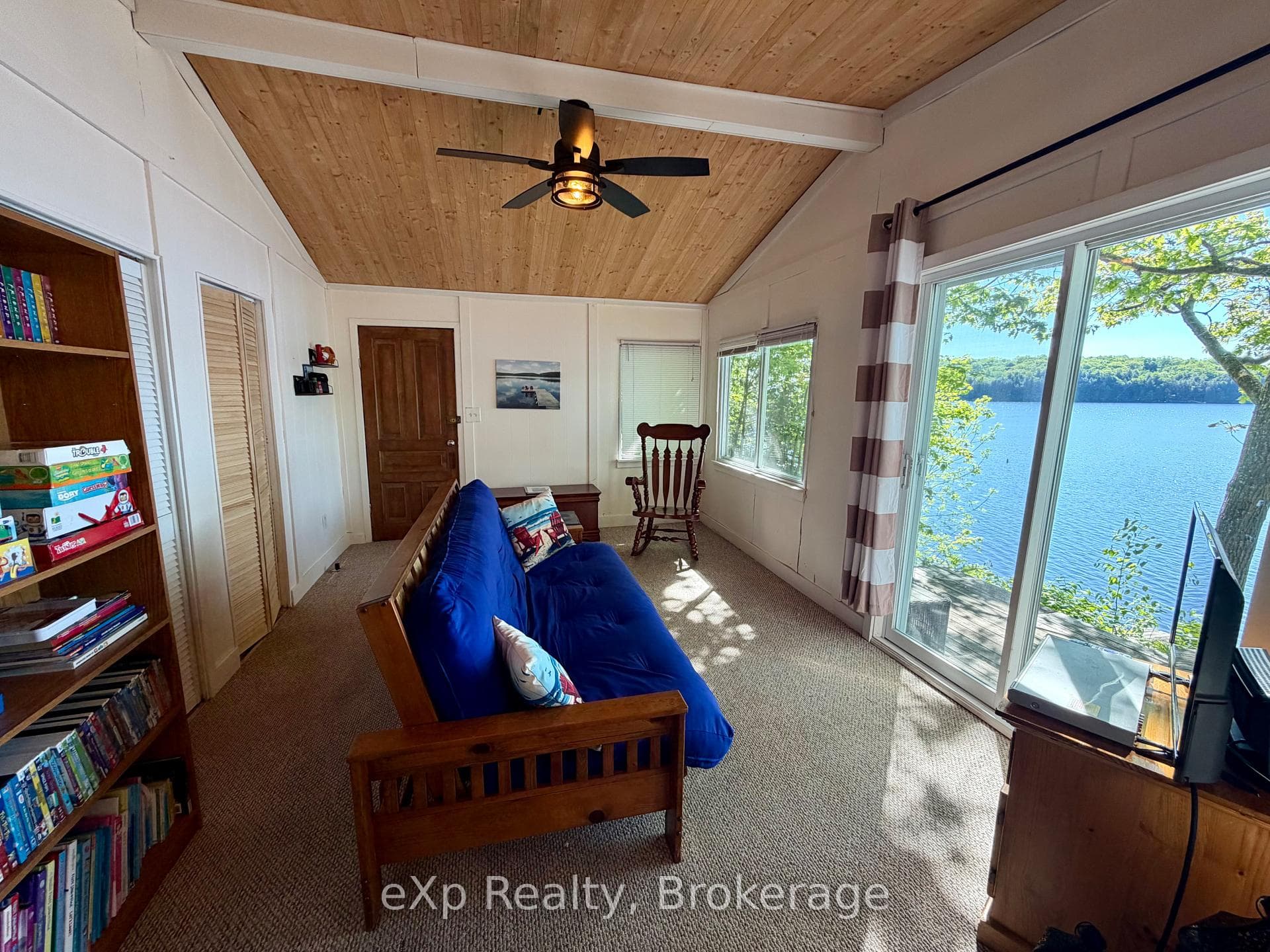 1082 Cowan Park Road Unit 3 photo 15