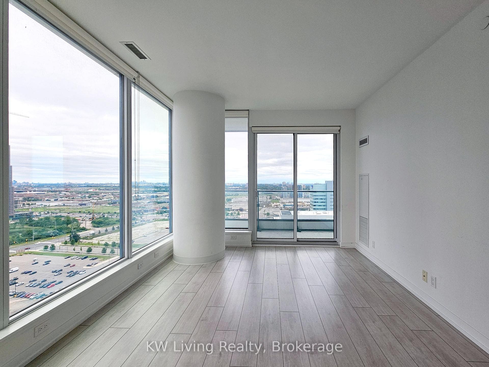 898 Portage Parkway Unit 2703 photo 2