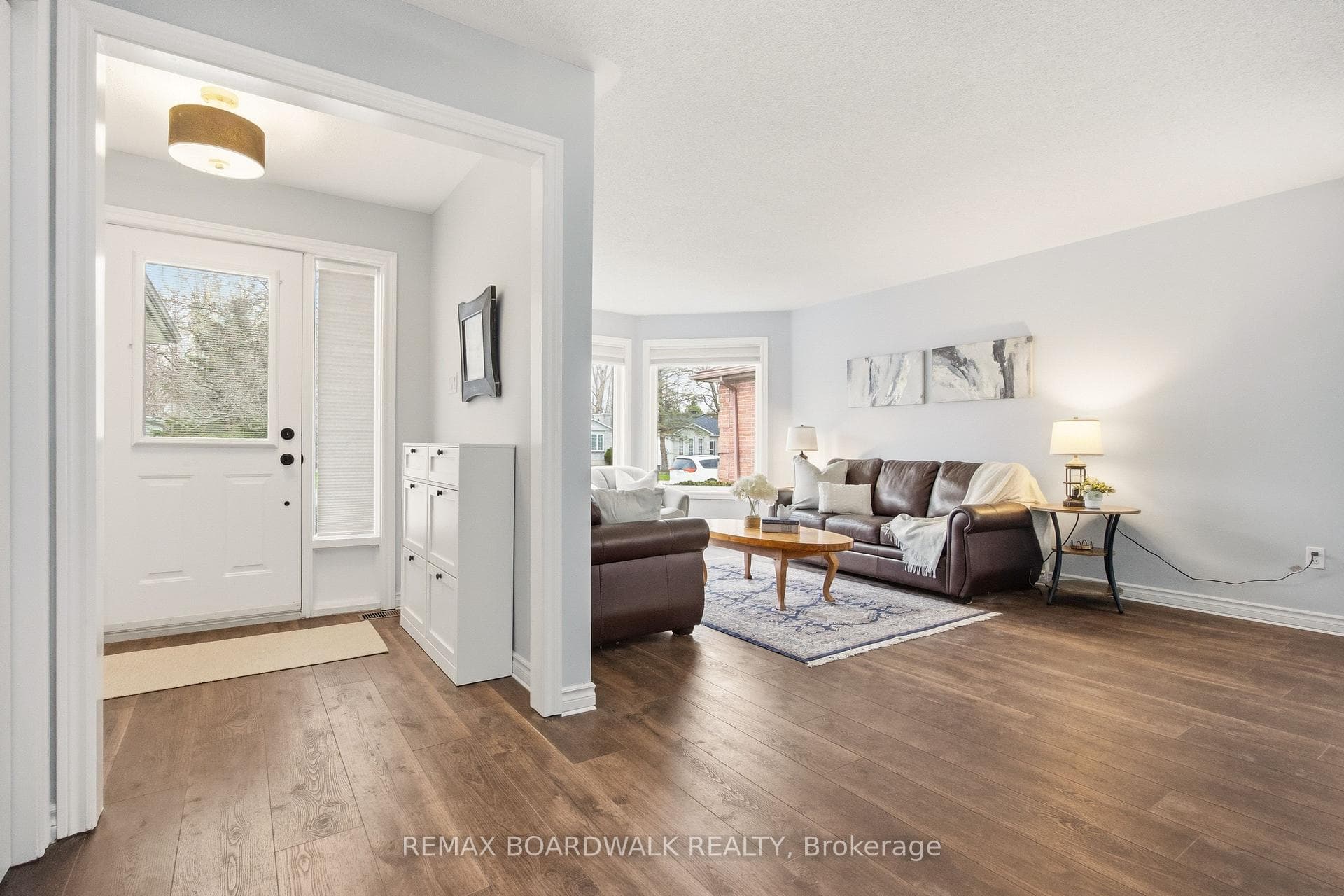 33 Treelawn Boulevard photo 6