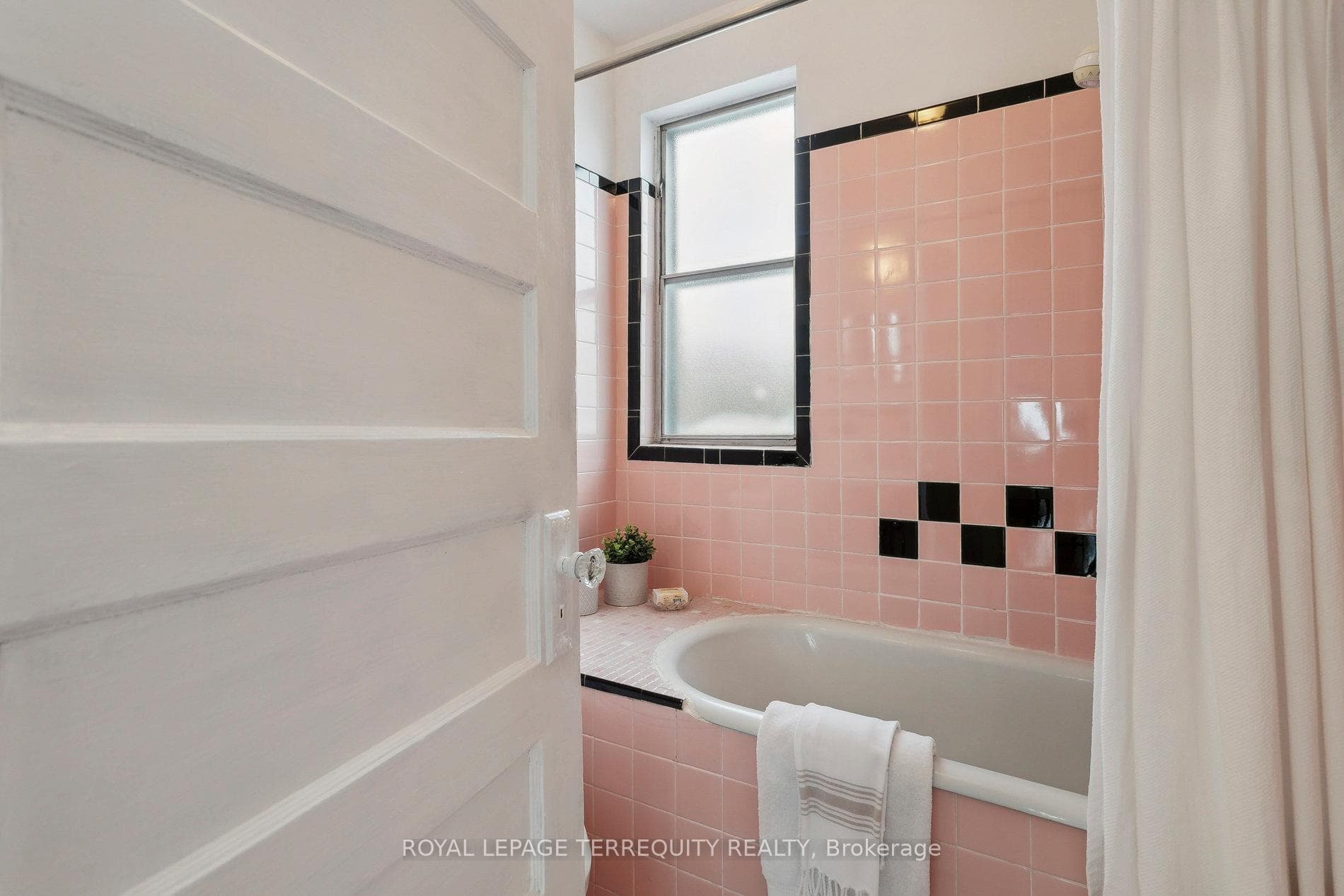 32 O'leary Avenue photo 17
