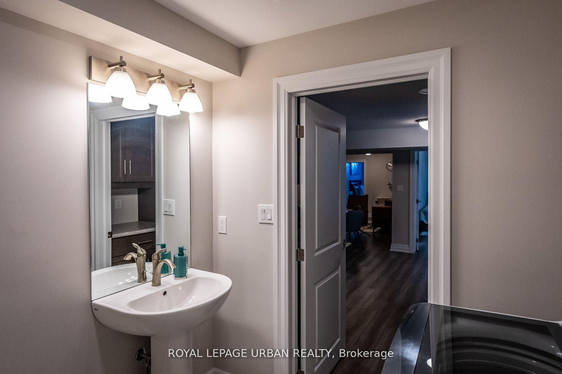411 Mary Rose Avenue photo 34