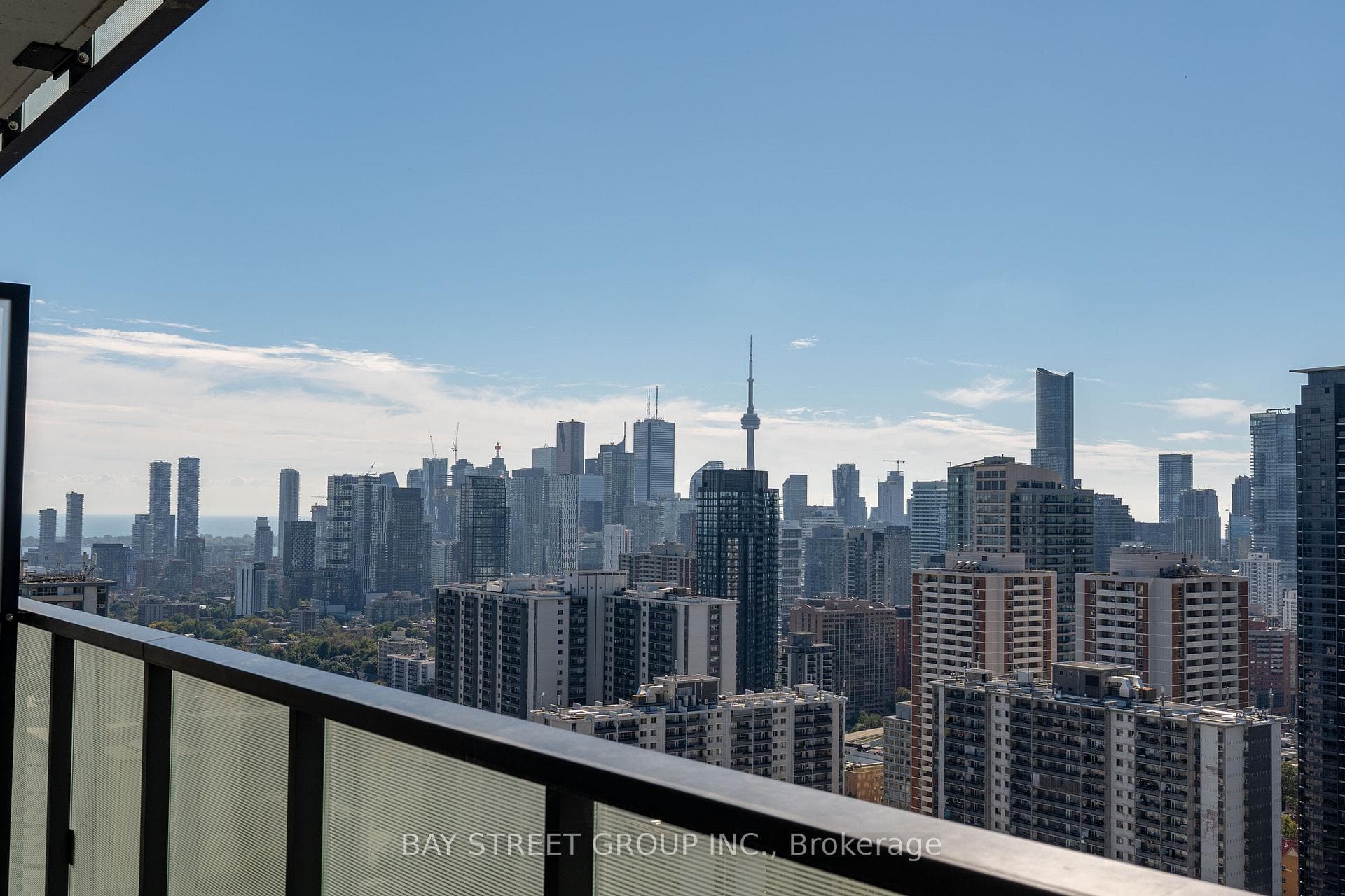 575 Bloor Street Unit 3310 photo 32
