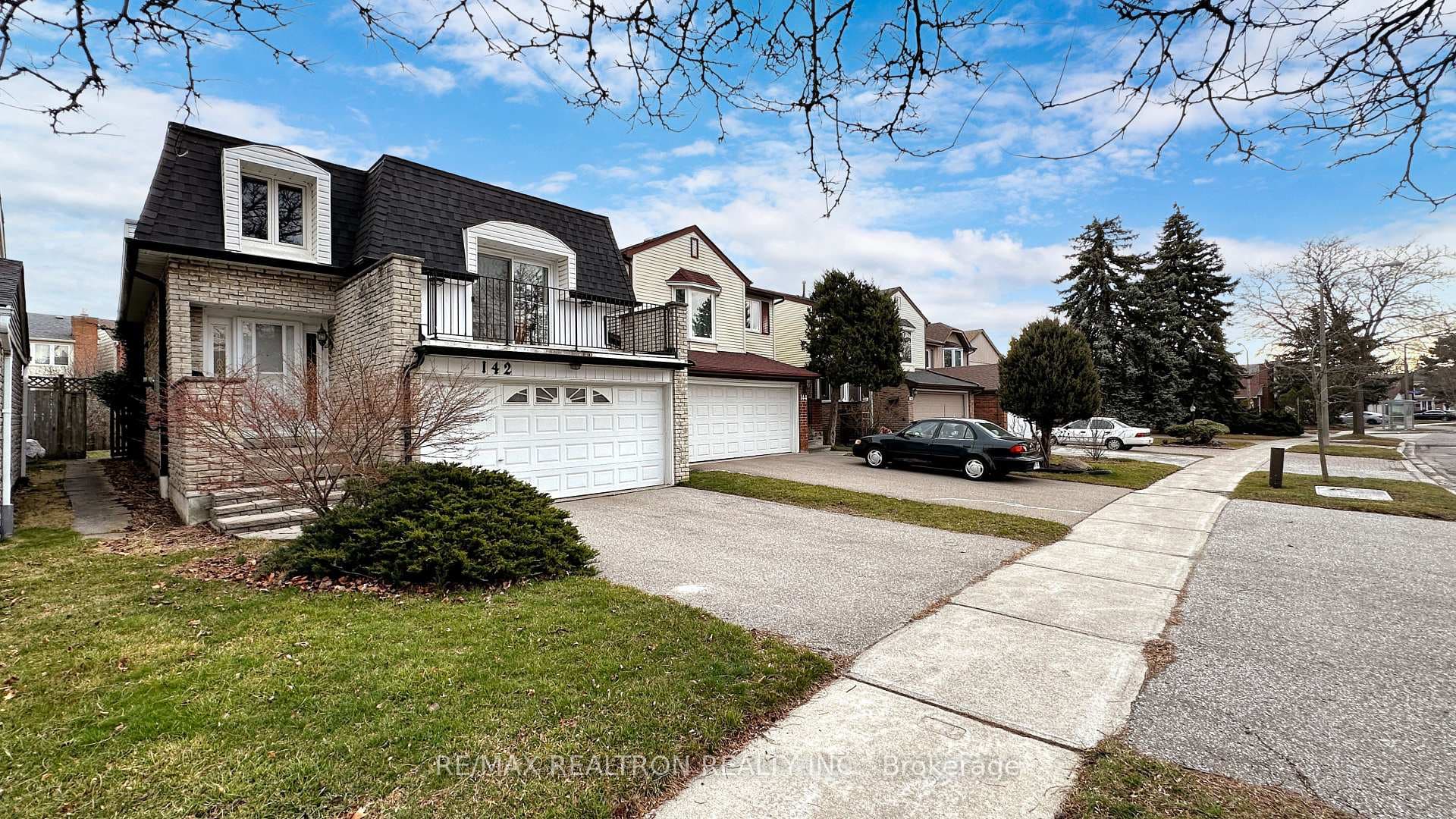 142 Wintermute Boulevard photo 1