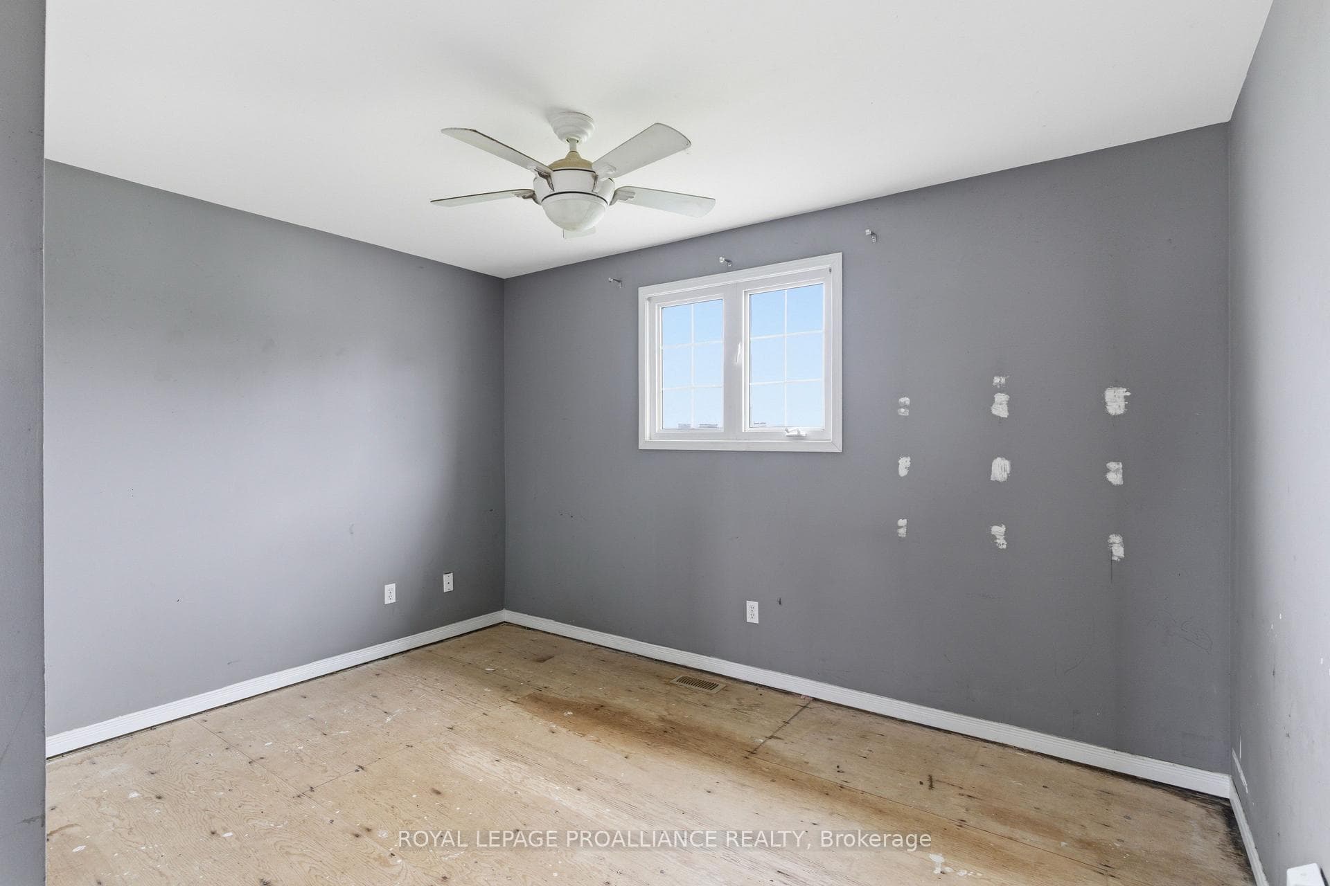1306 Brockmount Place photo 16