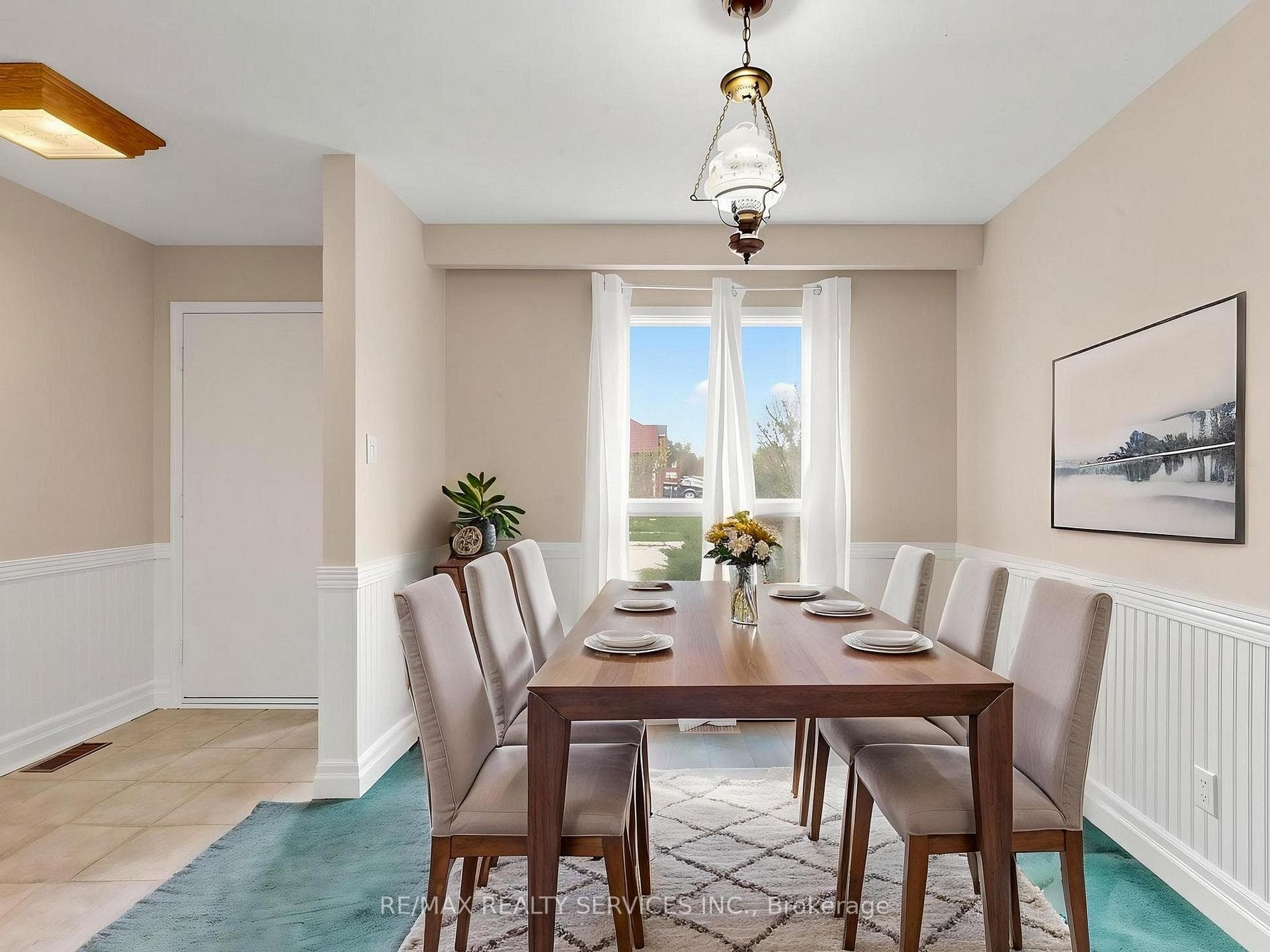 Virtually Staged-Formal Dining