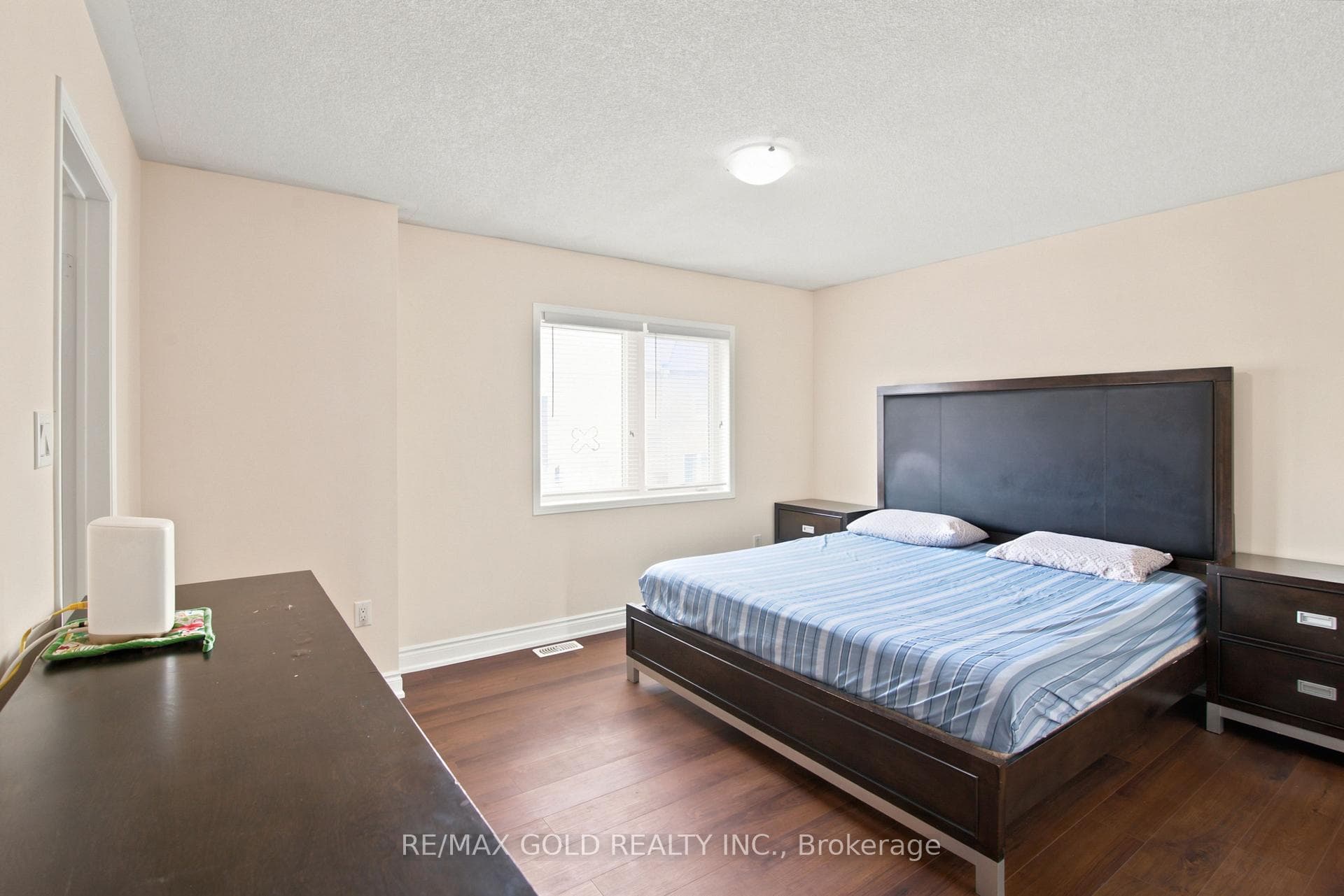 40 Sussexvale Drive photo 17