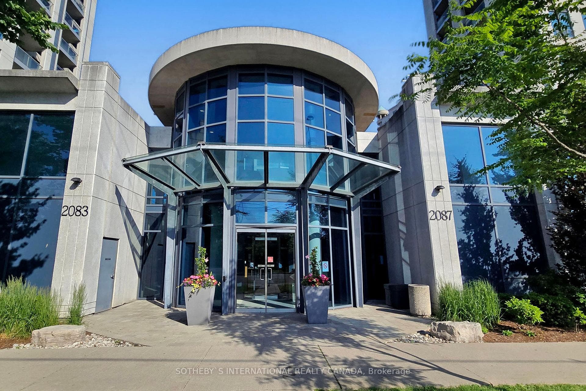 2083 Lake Shore Boulevard Unit 509 photo 2