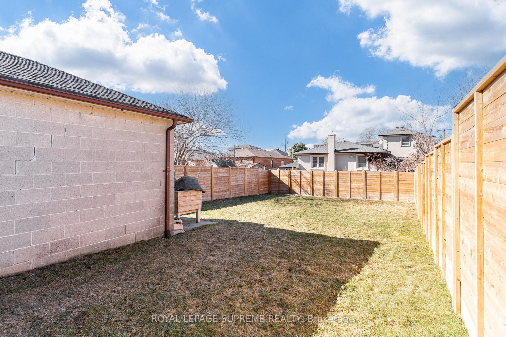 1454 Wilson Avenue photo 38