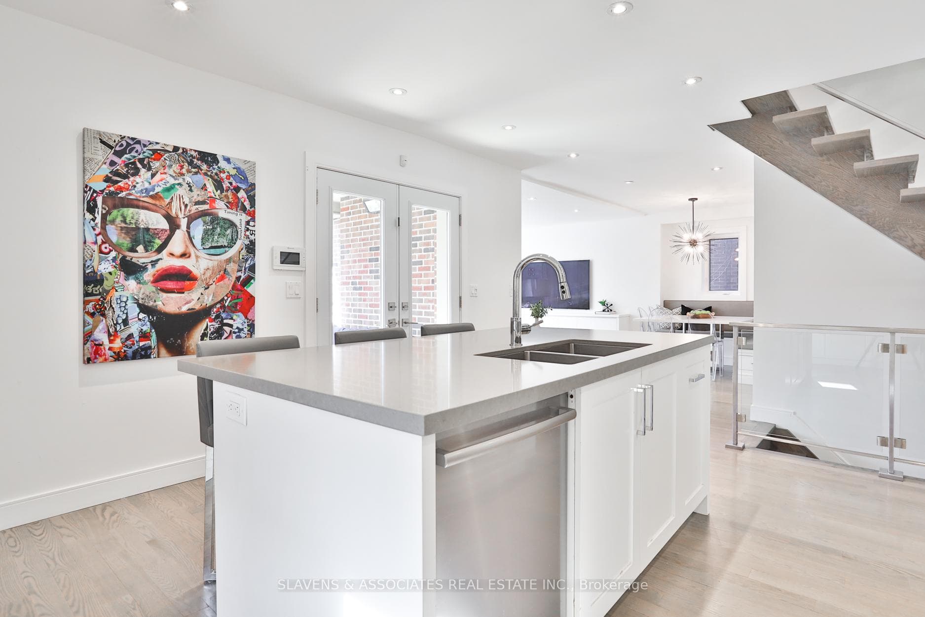10 Chiltern Hill Road photo 10