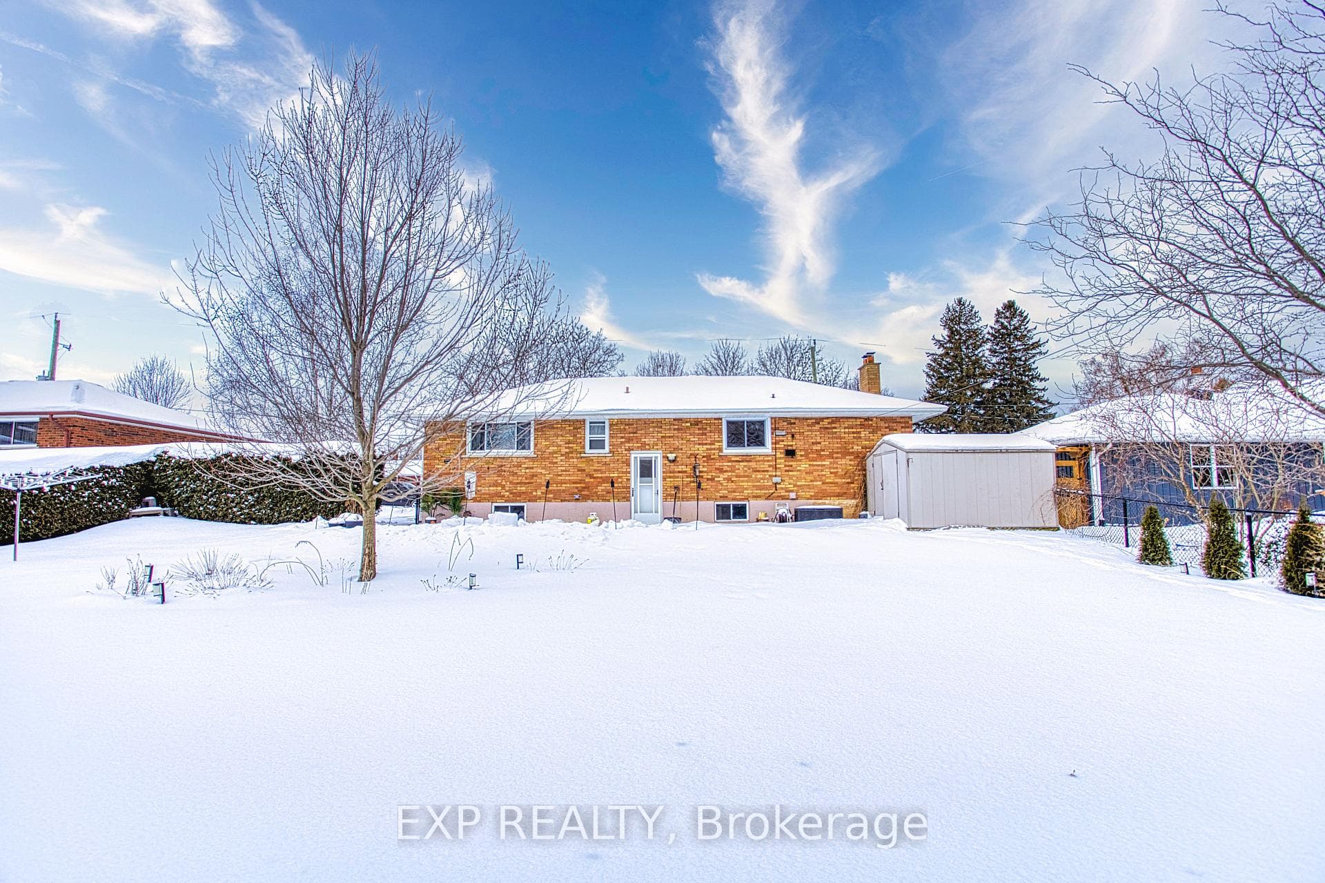 111 Leitch Drive photo 24