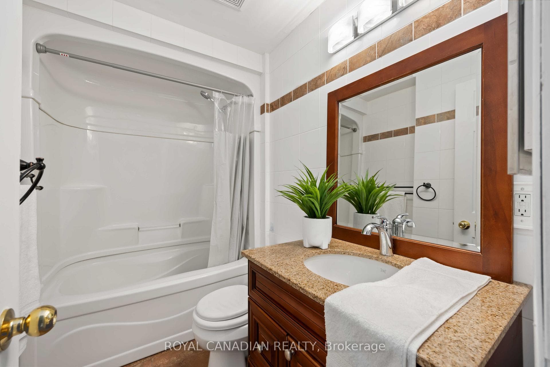 611 Galahad Drive Unit 31 photo 35
