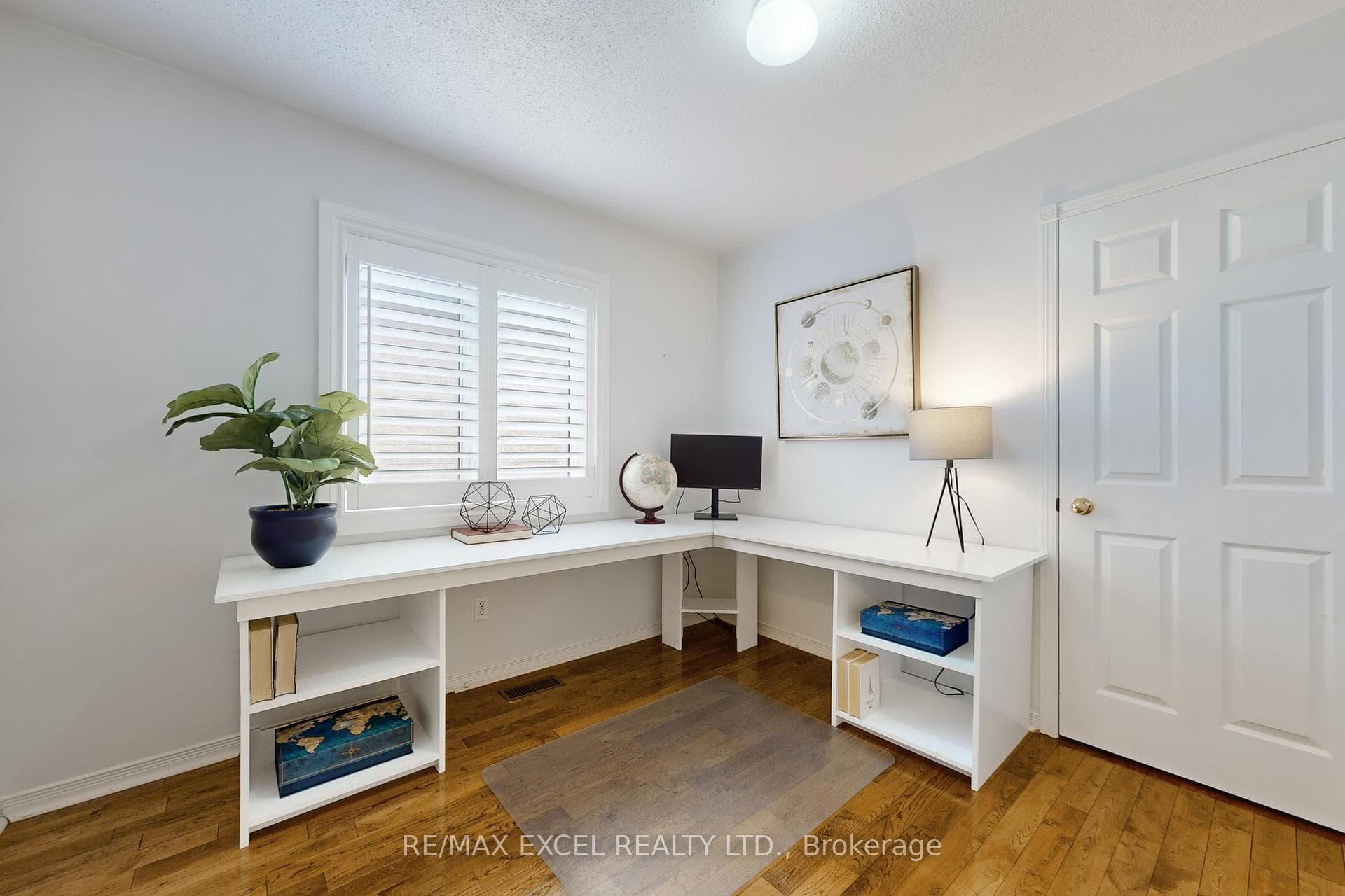 52 Lady Fern Drive photo 33