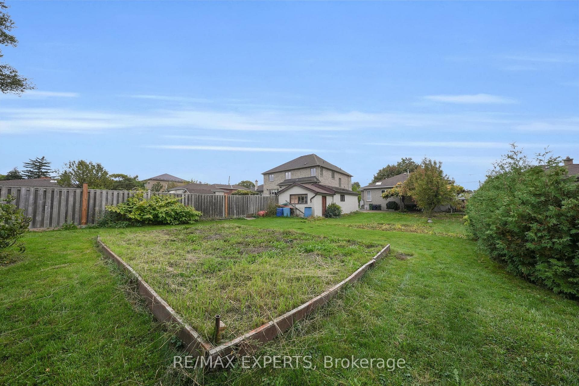 26 Grovedale Avenue photo 19