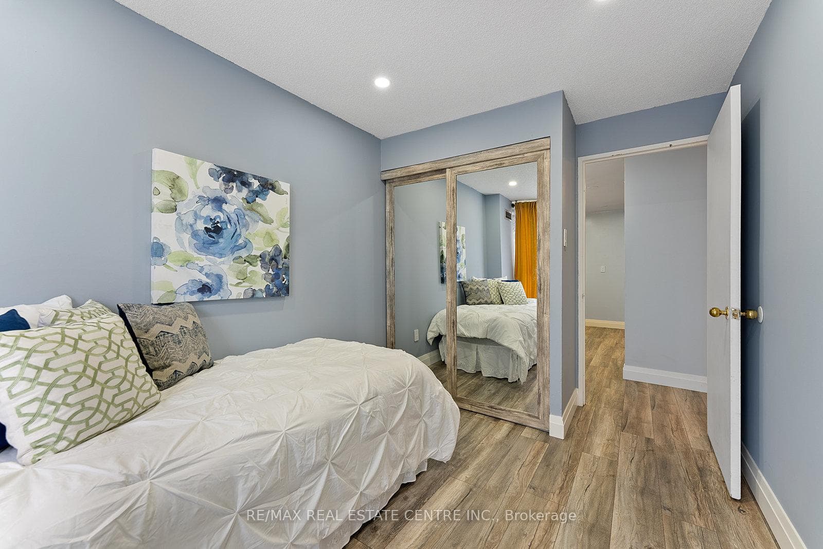 4205 Shipp Drive Unit 104 photo 28