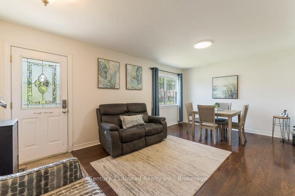 470 O'connell Road photo 3