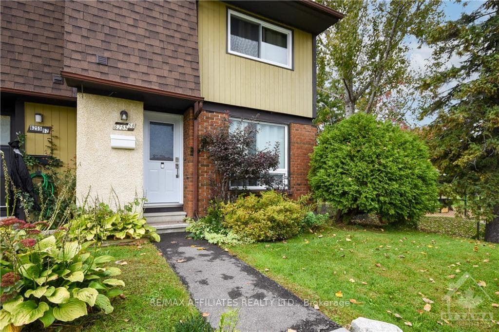 6255 SUNDOWN Crescent Unit 58 photo 2