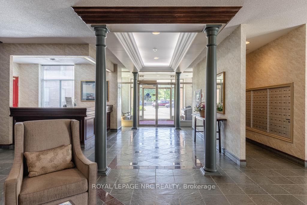 8111 Forest Glen Drive Unit 220 photo 27