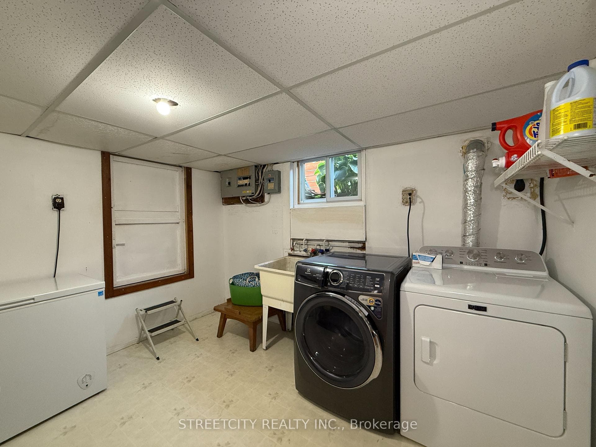 127 Fleming Street photo 24