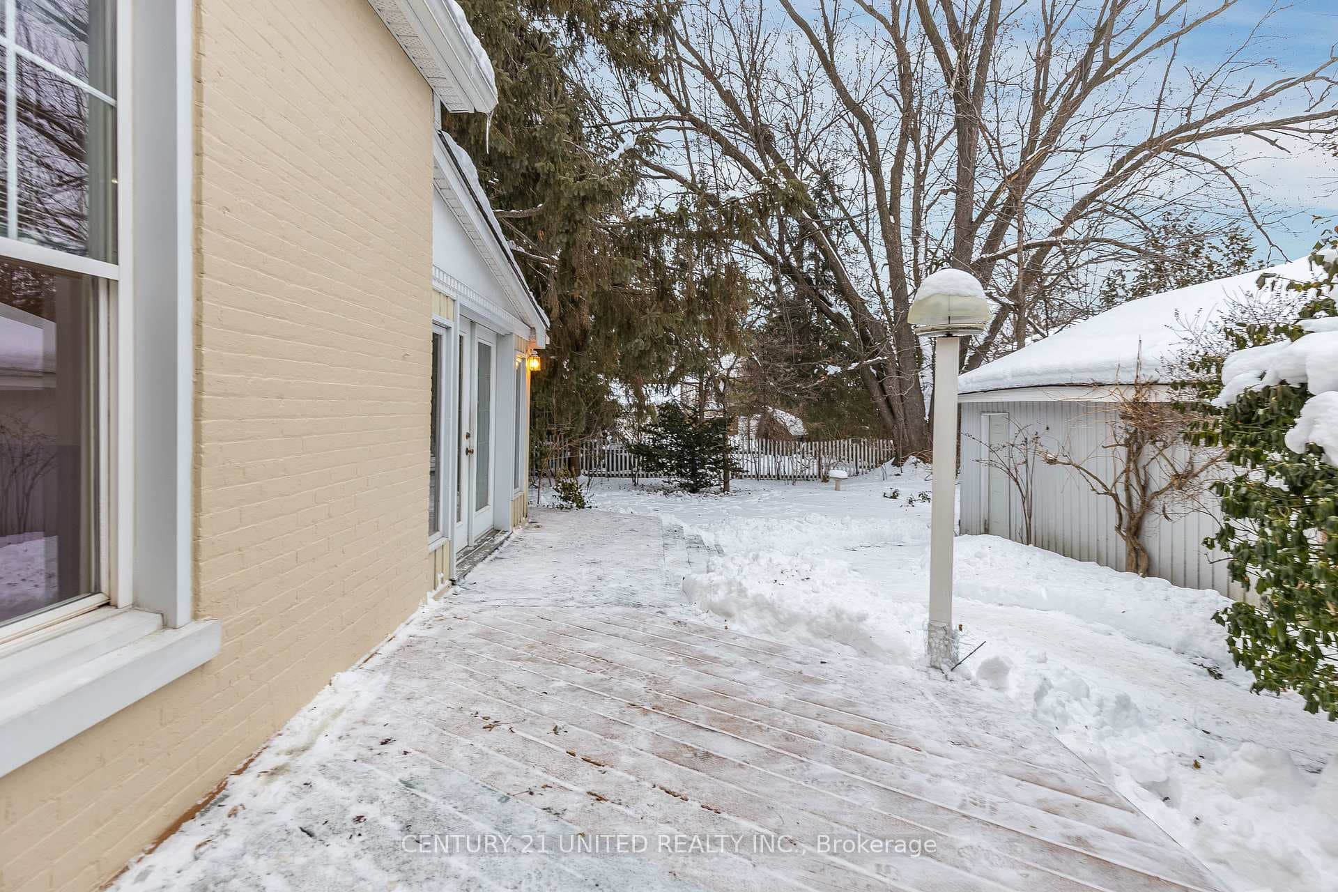 370 Hunter Street photo 49