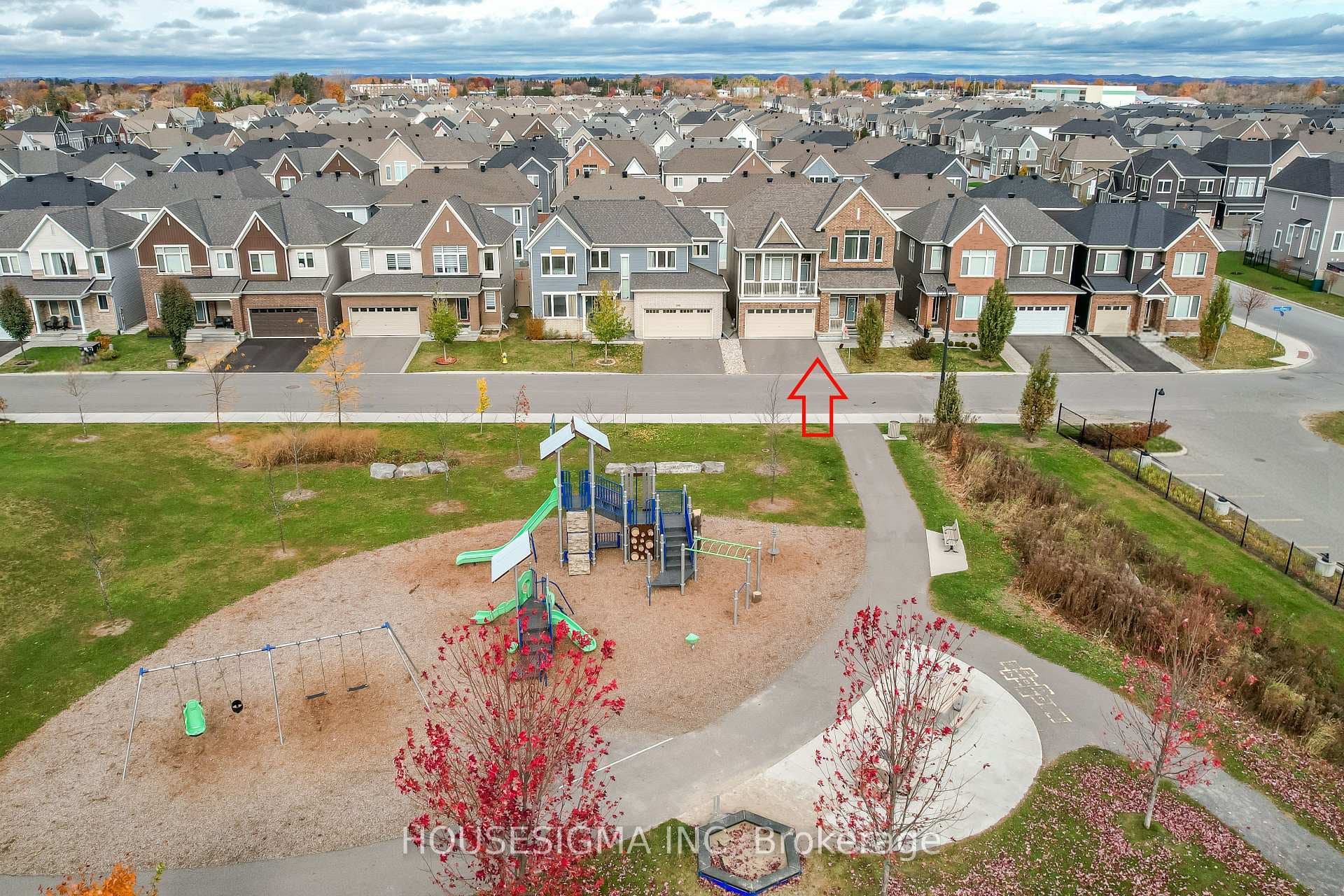 547 PONTHIEU Circle photo 2