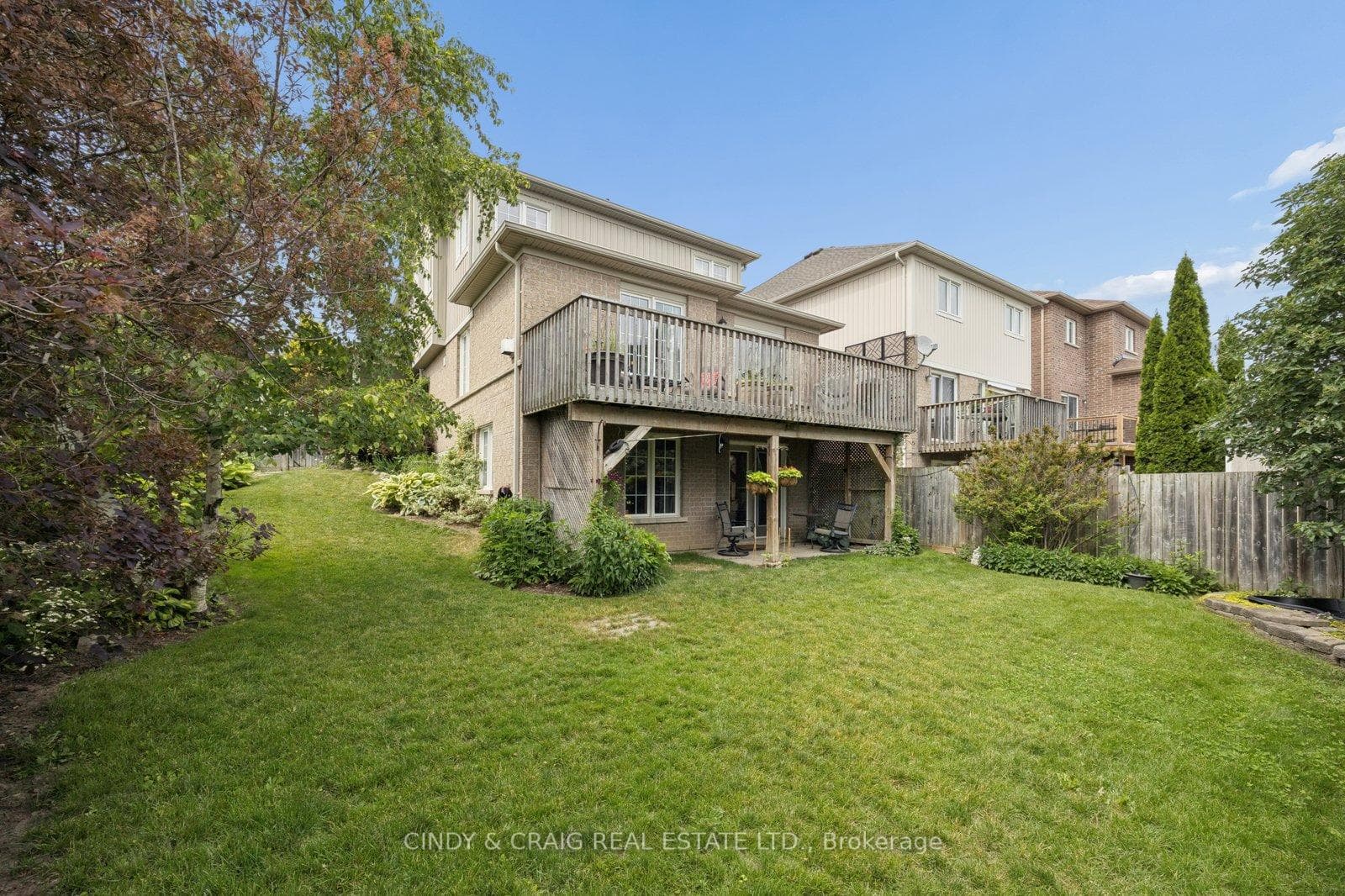 1443A Gord Vinson Avenue photo 20