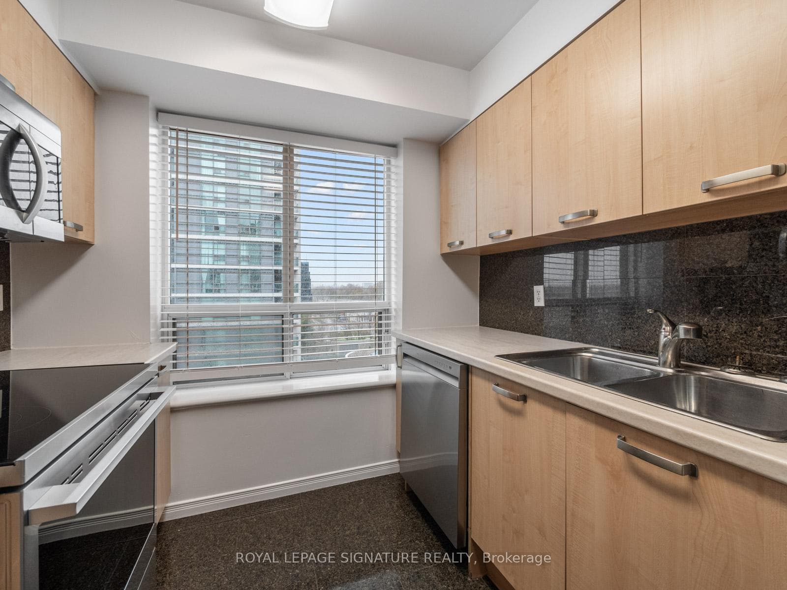 51 Harrison Garden Boulevard Unit 710 photo 20