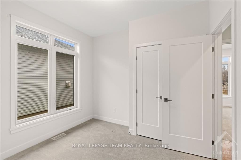 278 WOOD Avenue photo 21