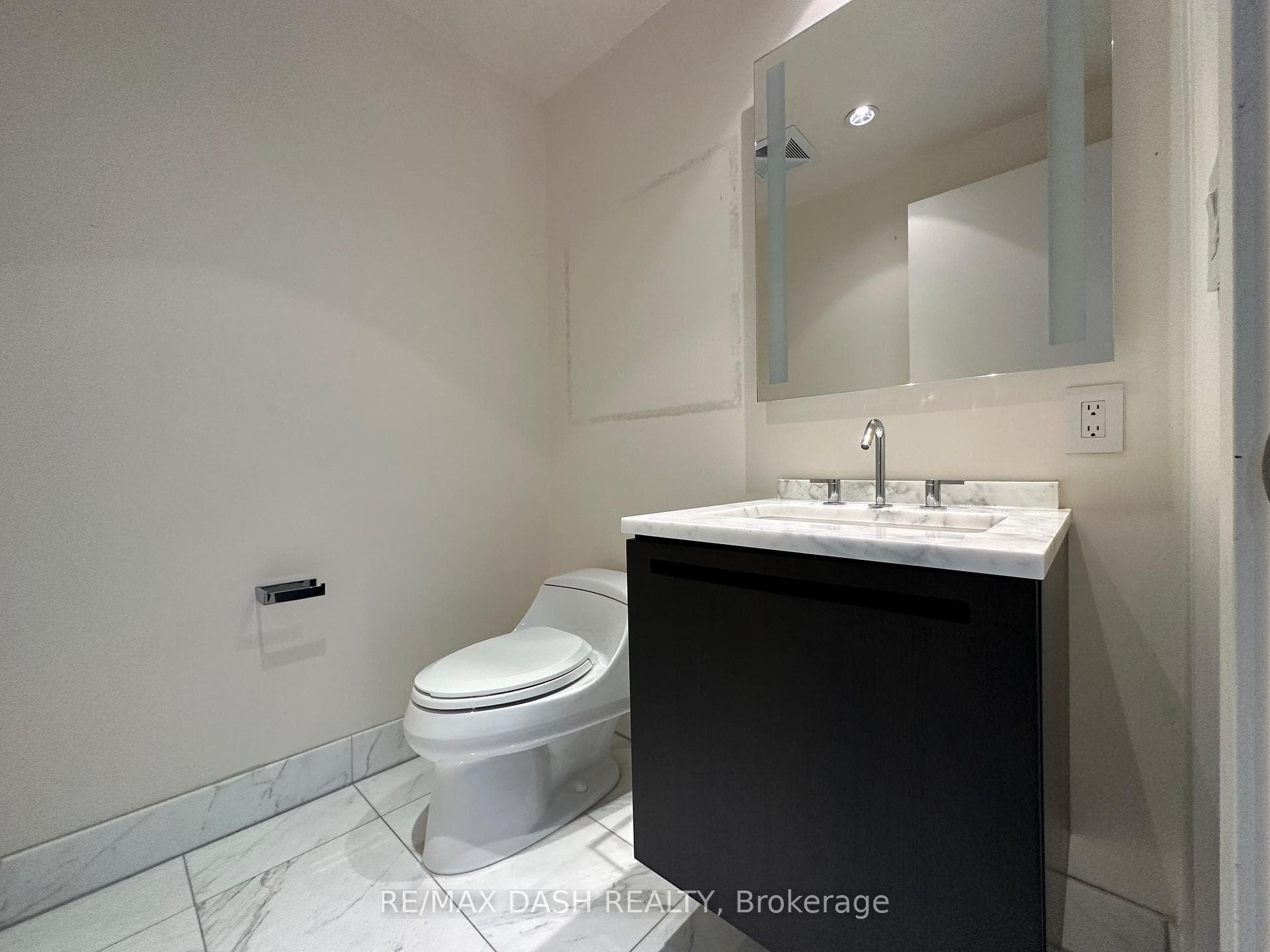 180 University Avenue Unit 3209 photo 7
