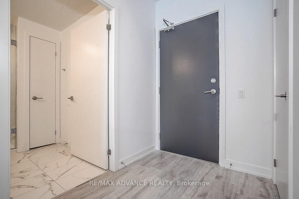 7 Golden Lion Heights Unit N906 photo 8