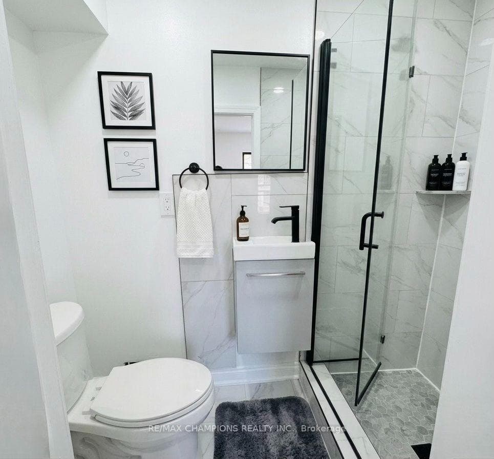 Master Ensuite