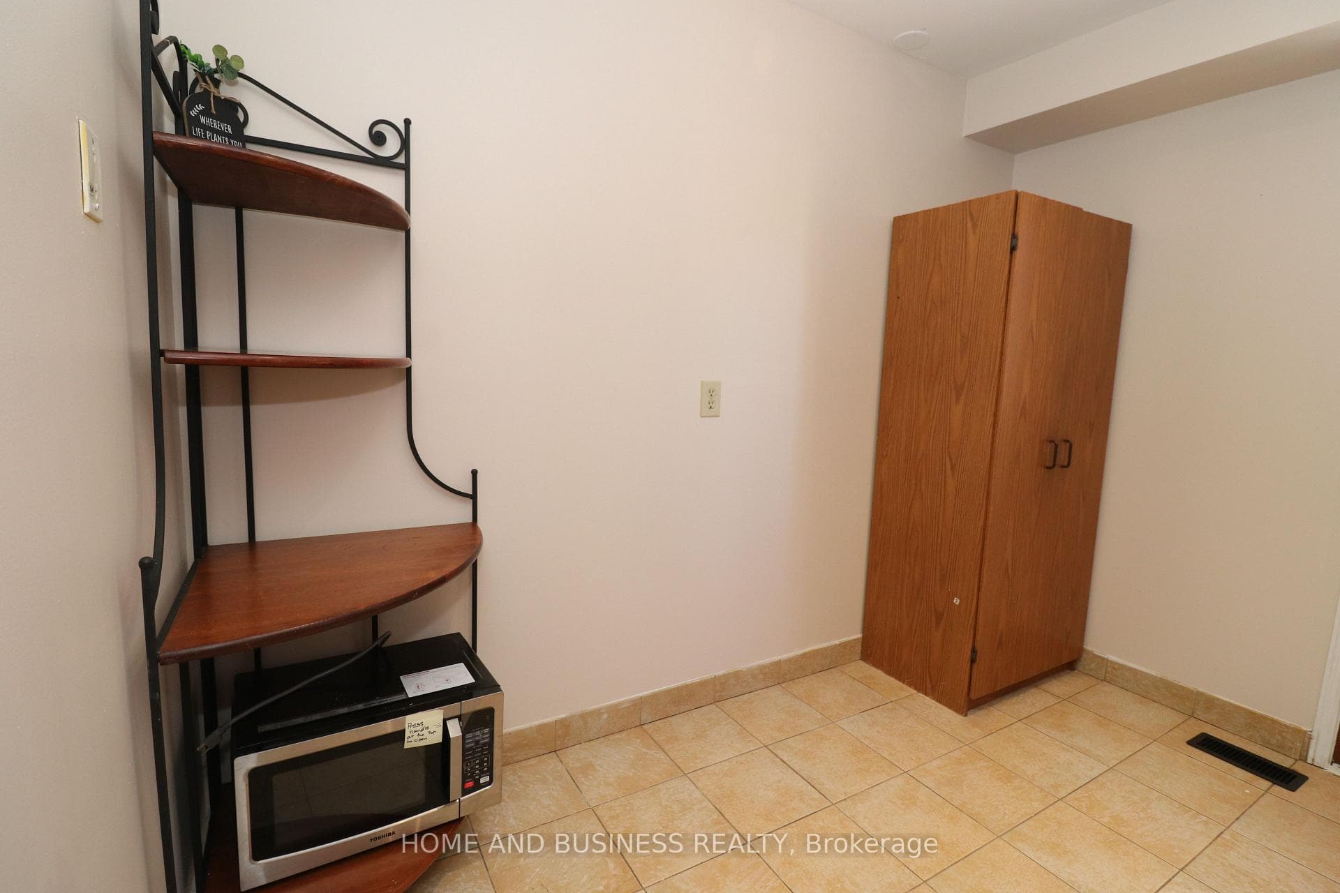 10 Hudson Drive photo 13