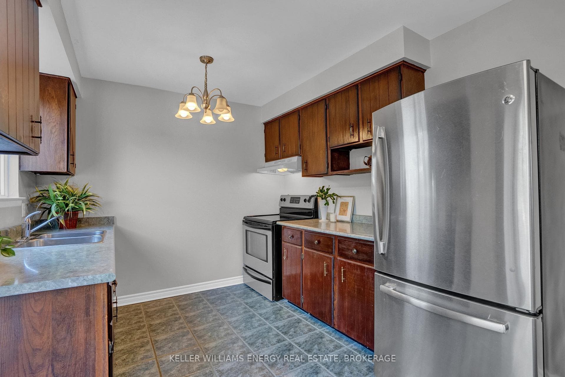 28 Morgandale Crescent photo 12