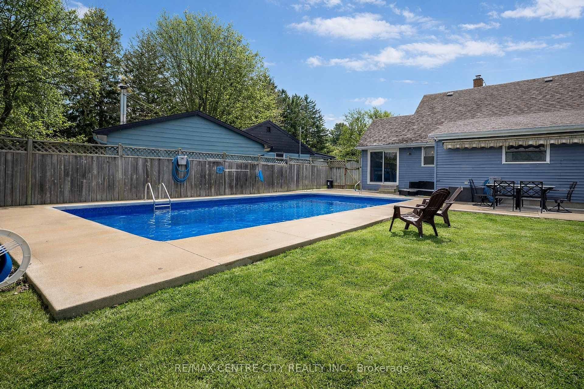 13 Bell Avenue photo 26