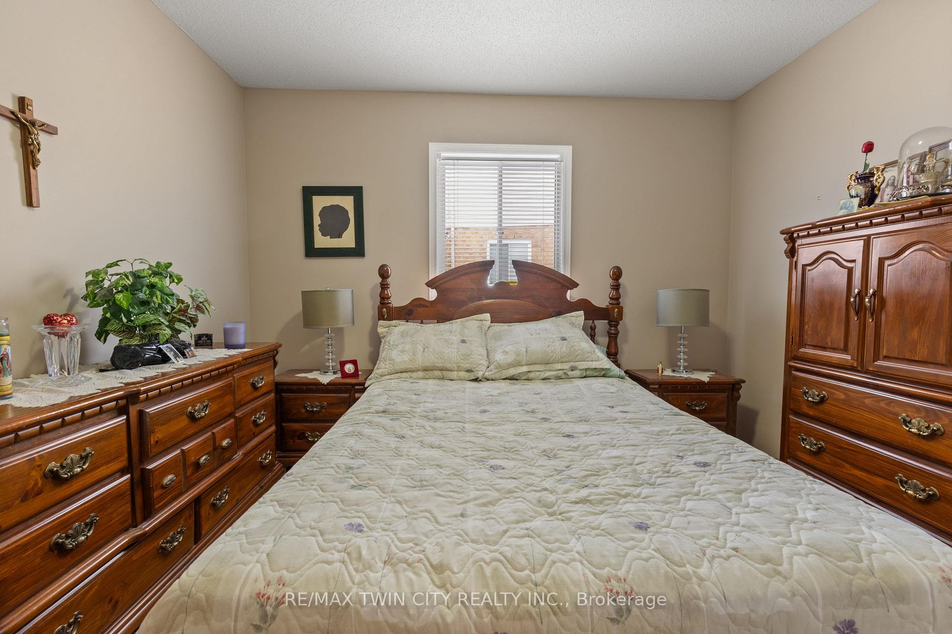 19 Waffler Crescent photo 21