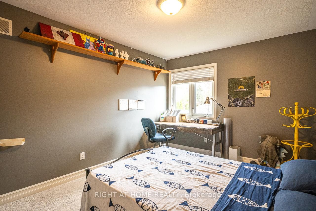 1366 Kains Woods Terrace photo 38