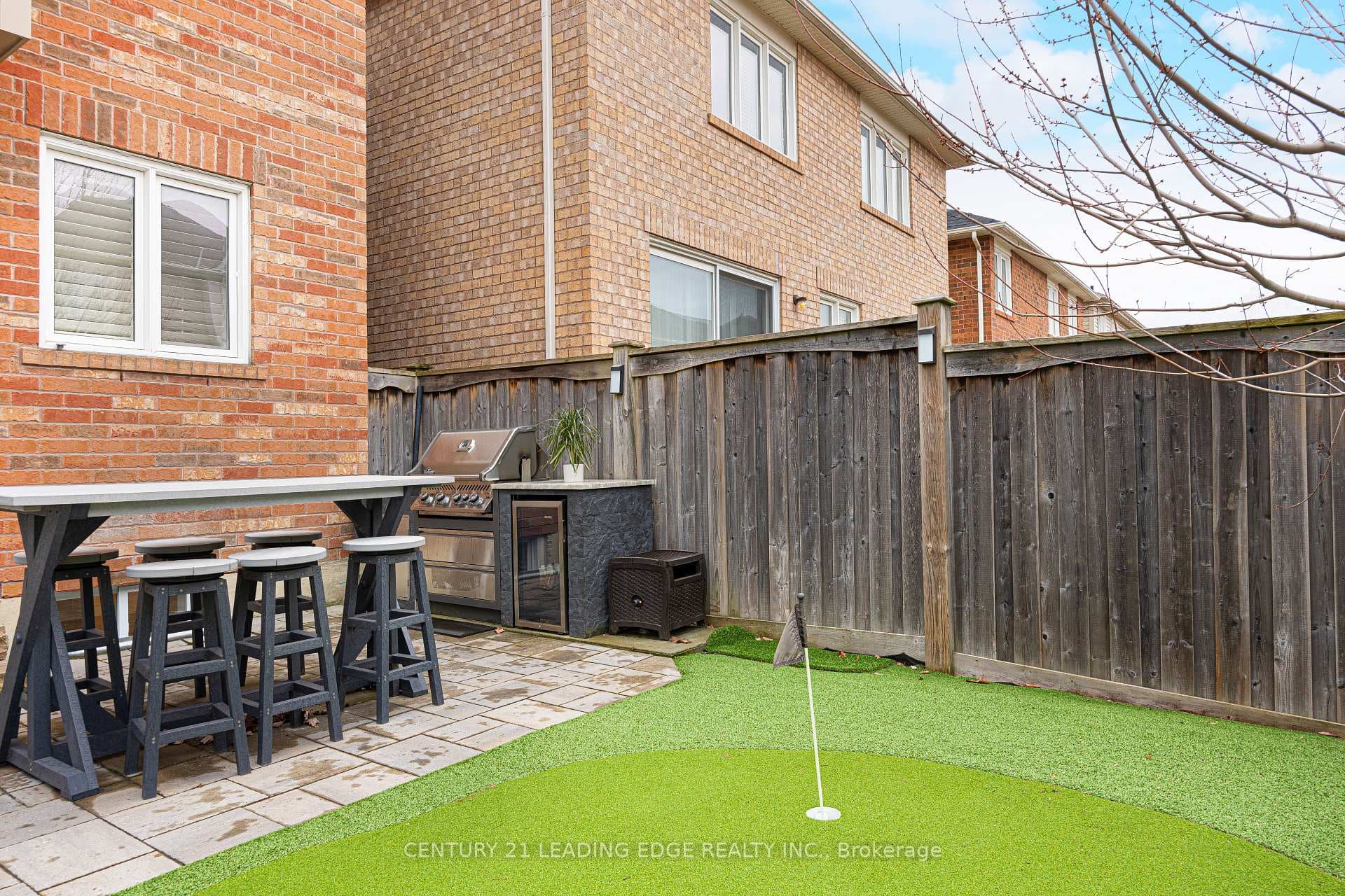 19 Goudie Crescent photo 33