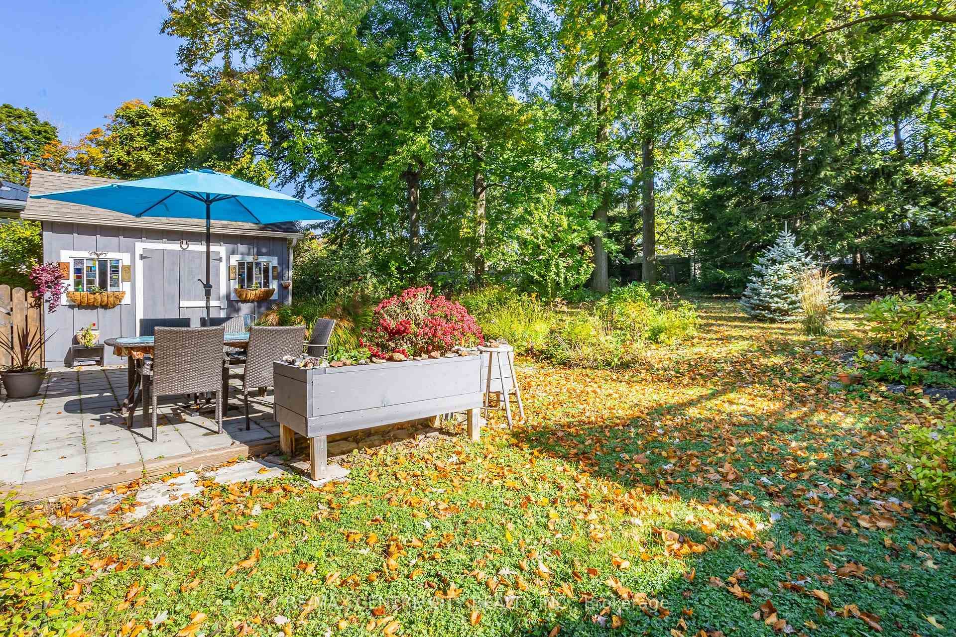 24 Thorncrest Crescent photo 31